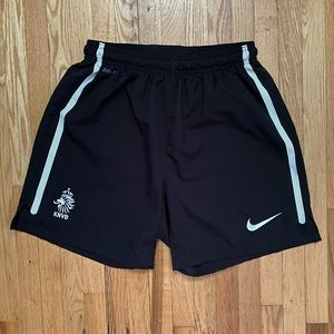 EUC NIKE 2010 World Cup KNVB Netherlands Football Shorts Men’s Size Small